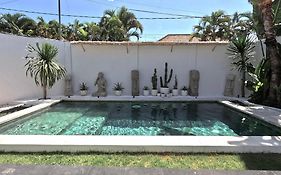 Villa Curves Bali